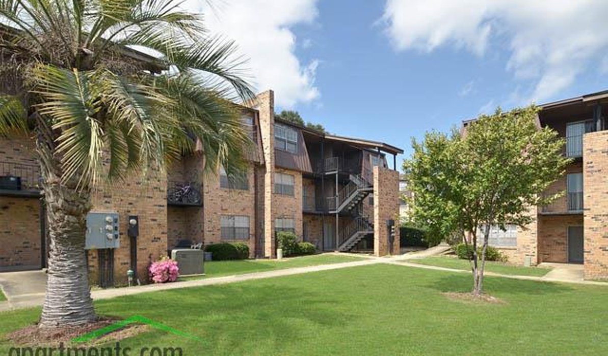 Wellington Arms apartments